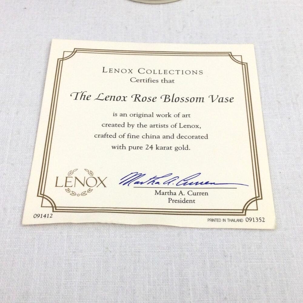 Vintage Lennox Collections Rose Blossom 24 Karat Gold Trim Cream 7" Vase - Picture 3 of 10